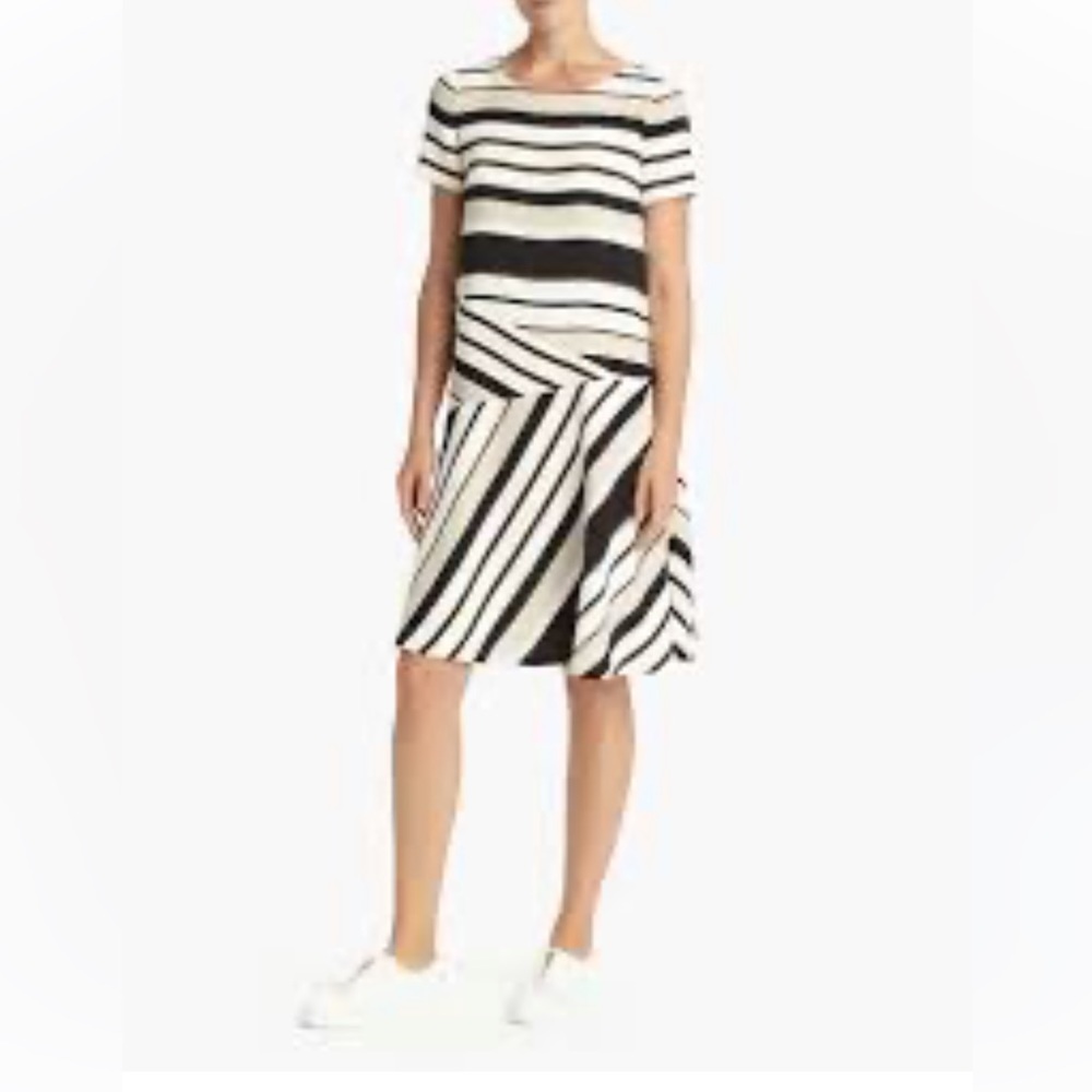 Lafayette 14 New York shaft strip dress size medium